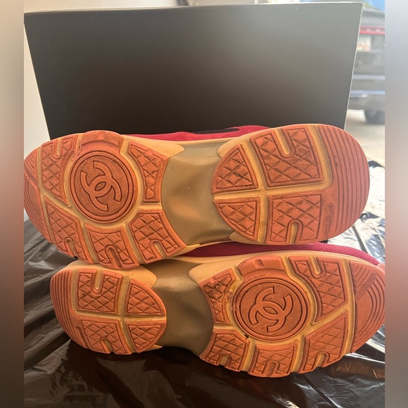 Chanel multi colored sneaker - Picture 5 of 8